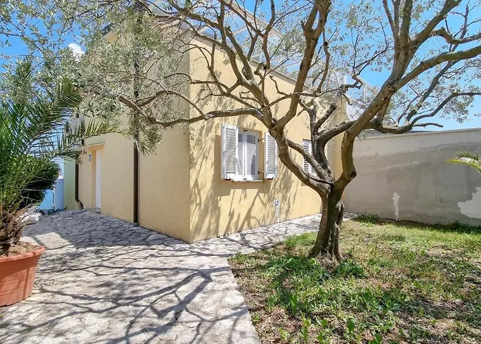 4 Appartement Crveni Vrh